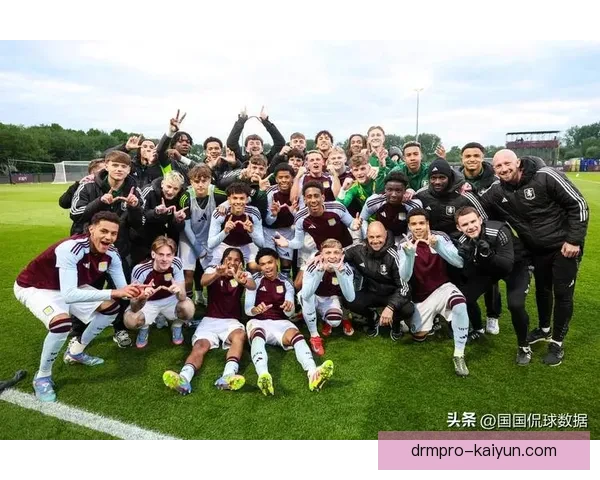 拉什福德在高强度比赛中的表现分析：技术与体能的完美结合状态回暖，竞争力提升值得关注。