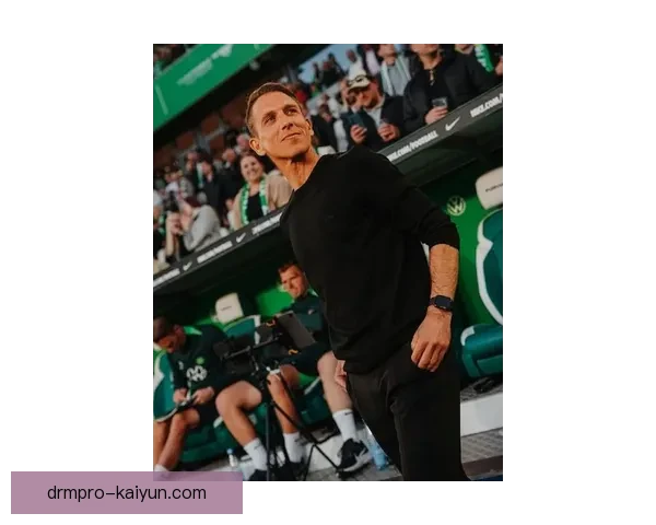 鲍尔接任德甲球队主帅，球队期待新战术带来突破性进展。